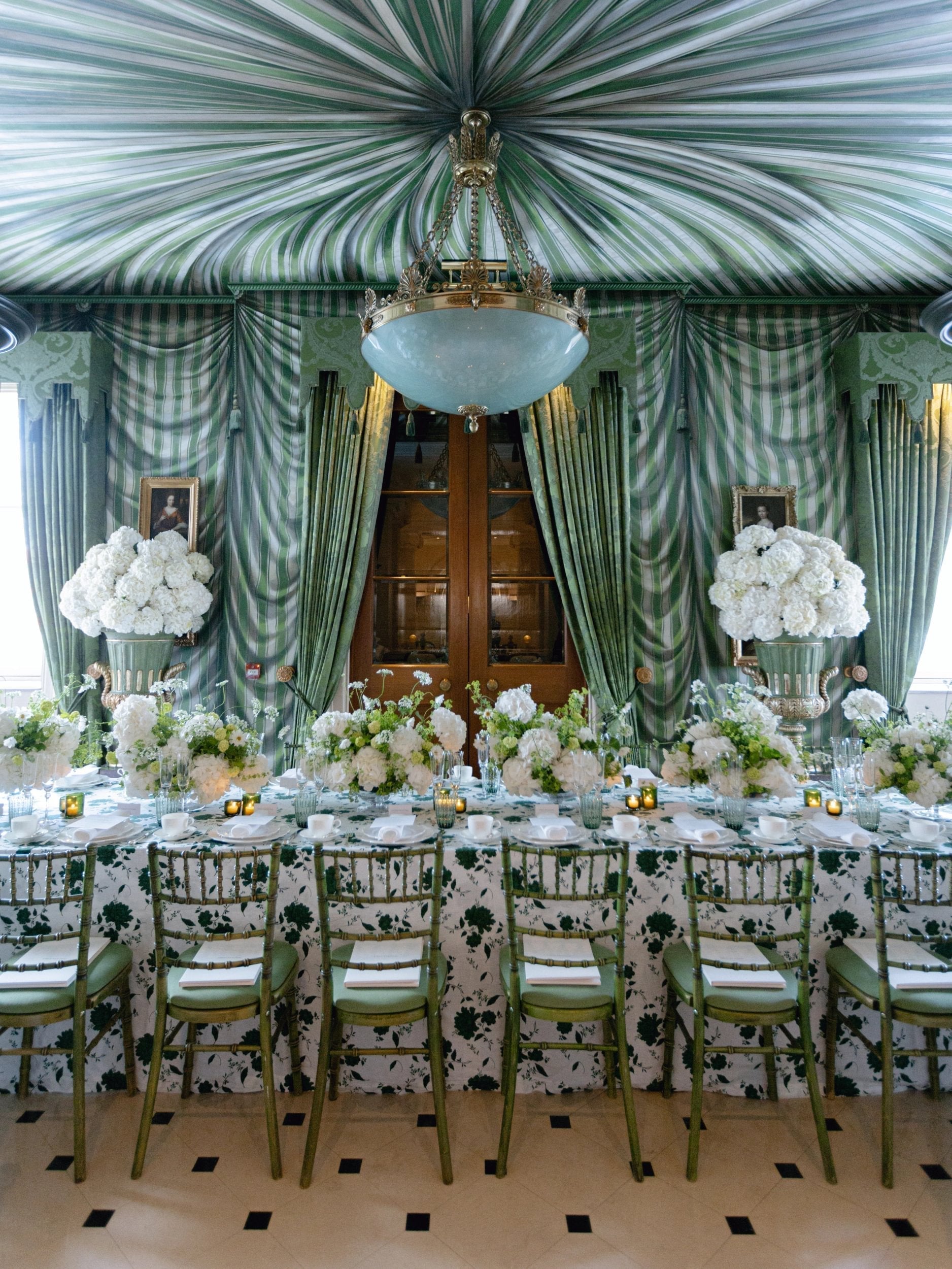 A Bridal Afternoon Tea at The Lanesborough with Emilia Wickstead