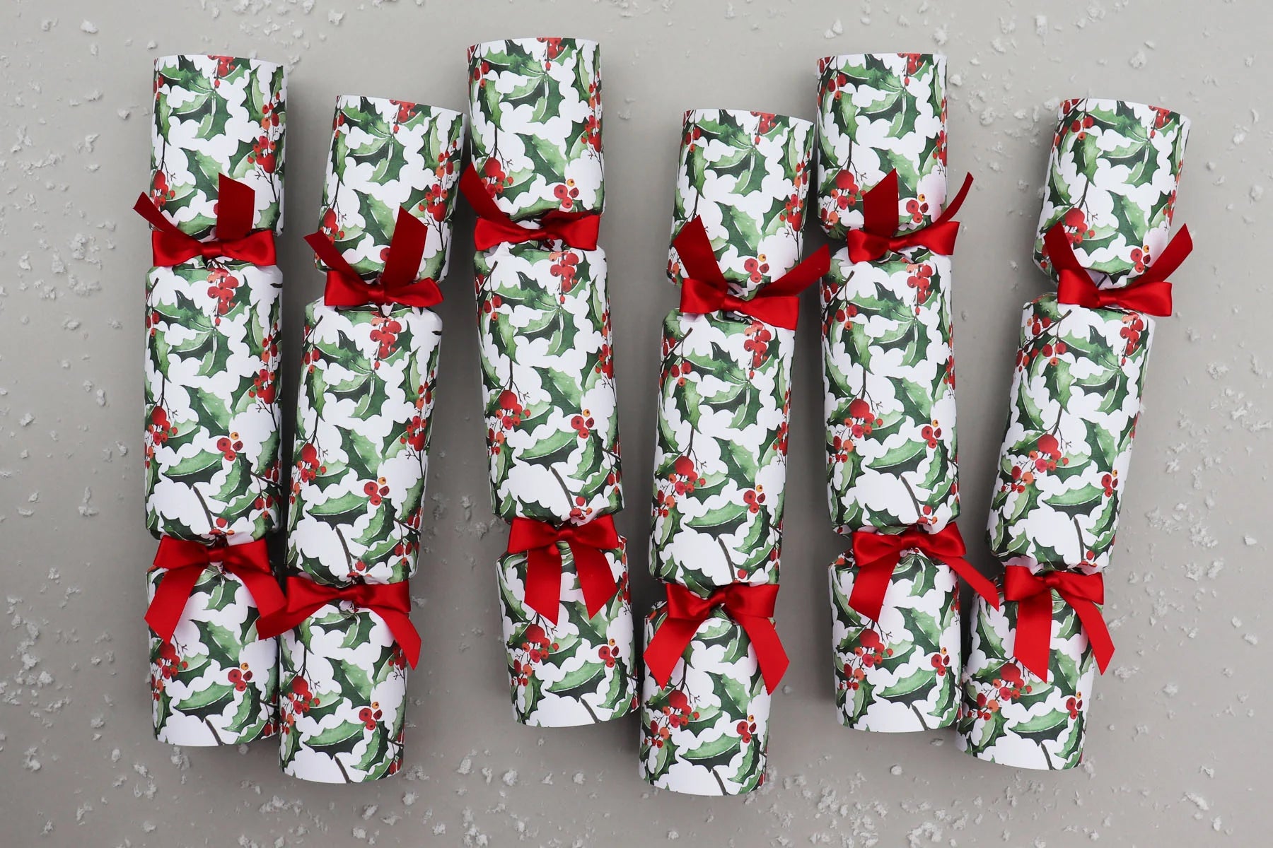 Six Luxury Christmas Crackers