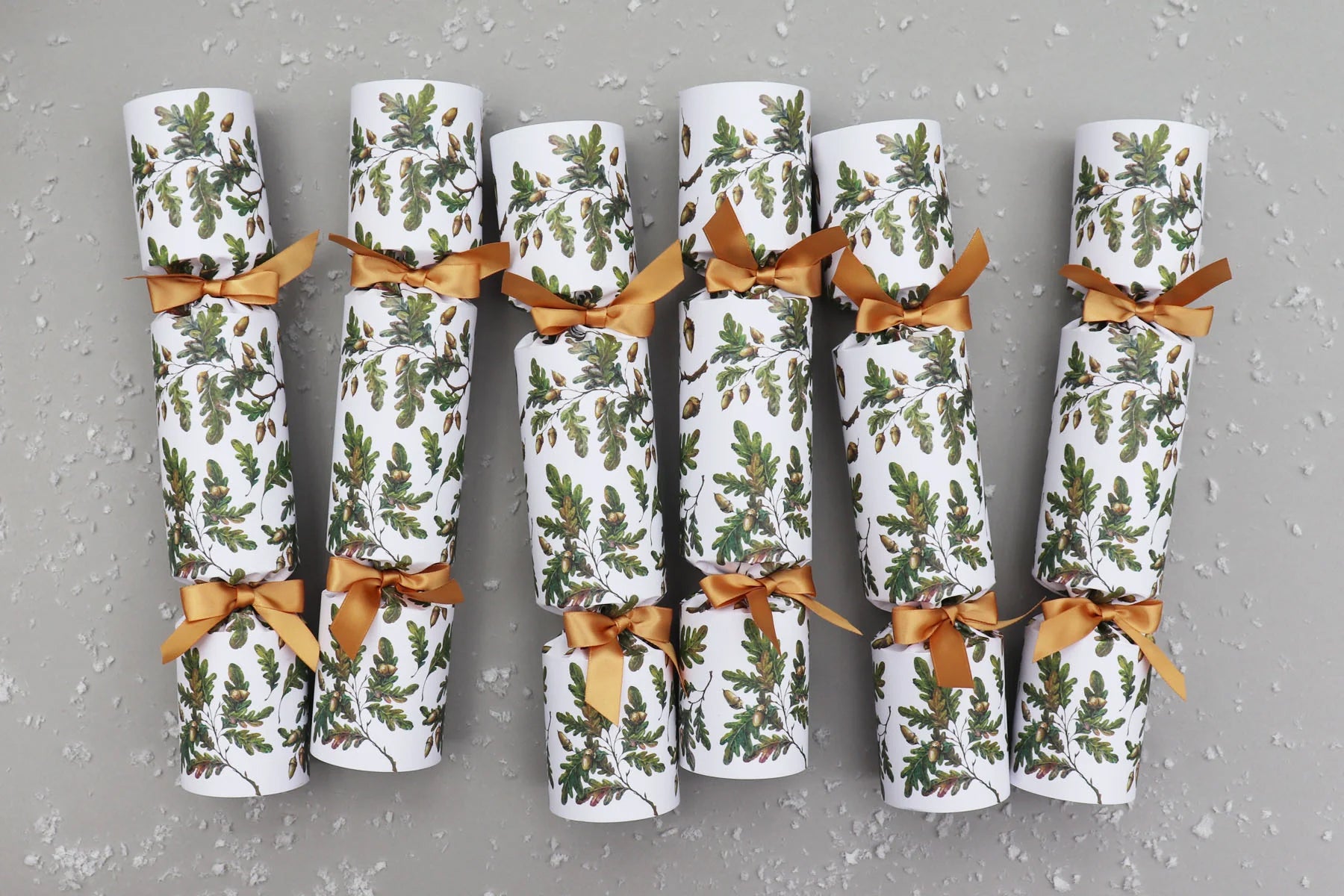 Six Luxury Christmas Crackers